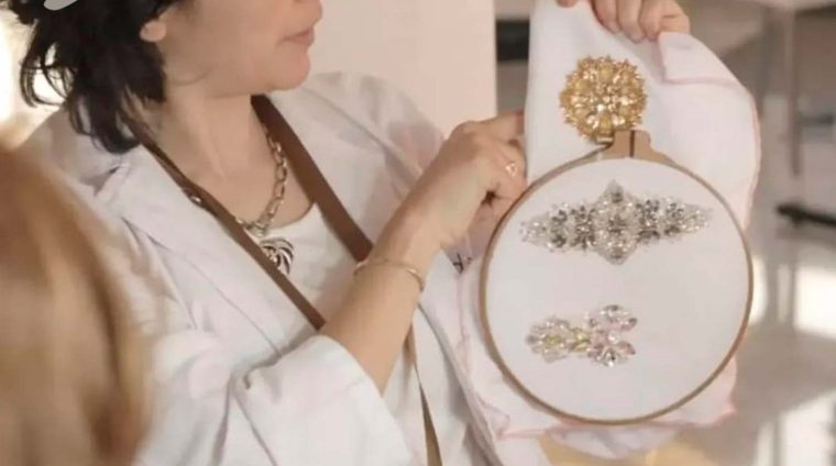 BORDADO-EN-PEDRERIA-4